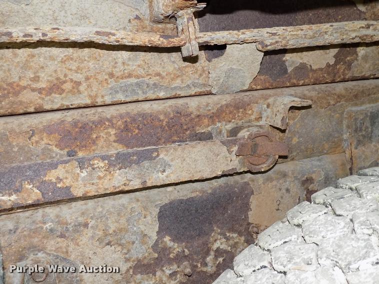 image for item DC4954 1999 International 4700 dump truck