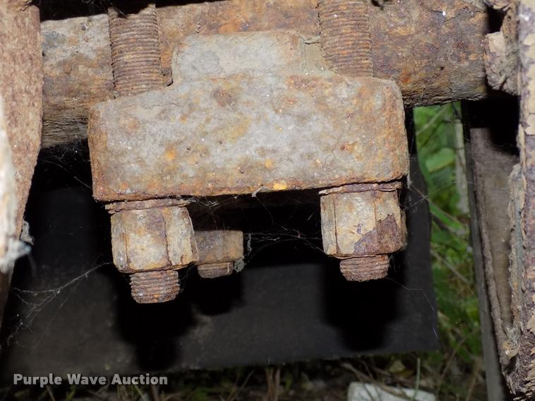 image for item DC4954 1999 International 4700 dump truck