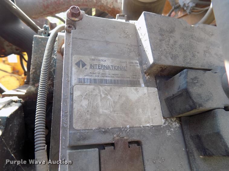 image for item DC4954 1999 International 4700 dump truck