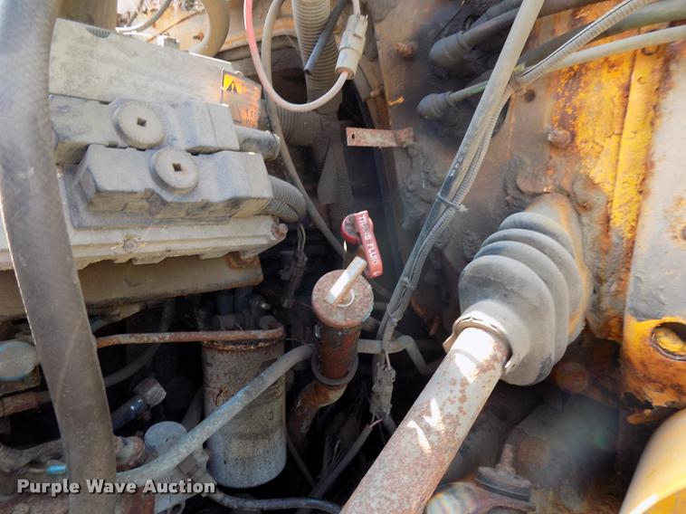 image for item DC4954 1999 International 4700 dump truck