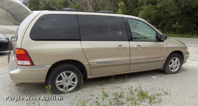 image for item DC4955 2001 Ford Windstar SE van