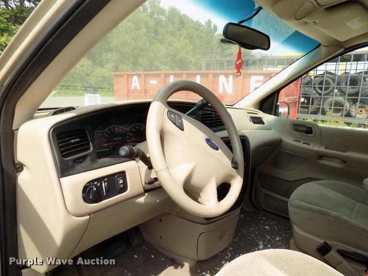 image for item DC4955 2001 Ford Windstar SE van
