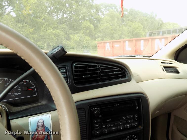 image for item DC4955 2001 Ford Windstar SE van