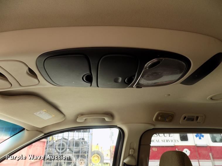 image for item DC4955 2001 Ford Windstar SE van