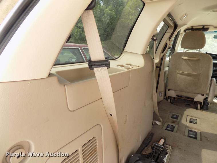 image for item DC4955 2001 Ford Windstar SE van