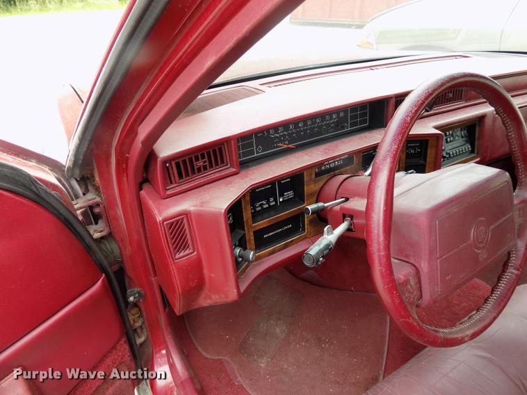 image for item DC4956 1993 Cadillac DeVille