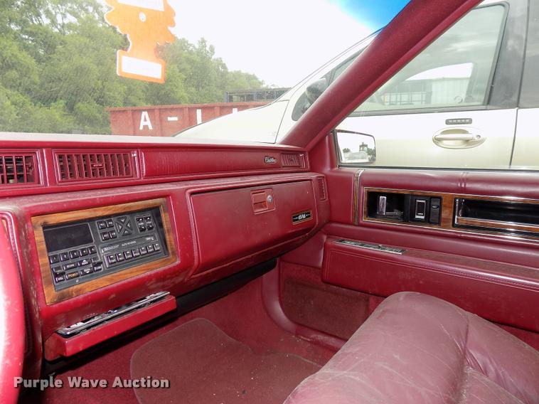 image for item DC4956 1993 Cadillac DeVille