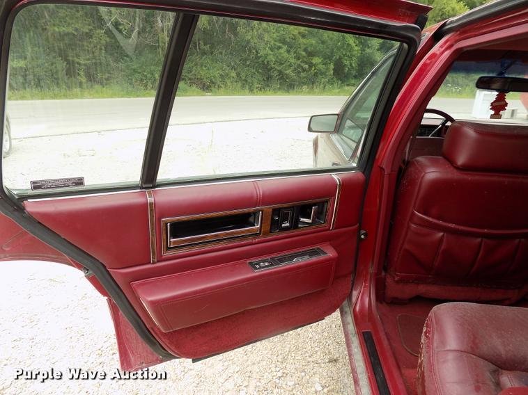 image for item DC4956 1993 Cadillac DeVille