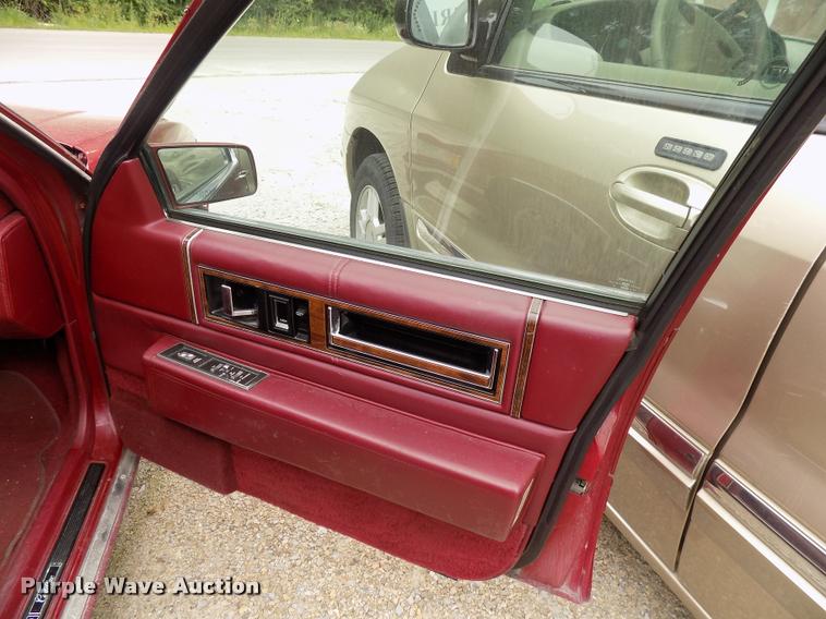 image for item DC4956 1993 Cadillac DeVille