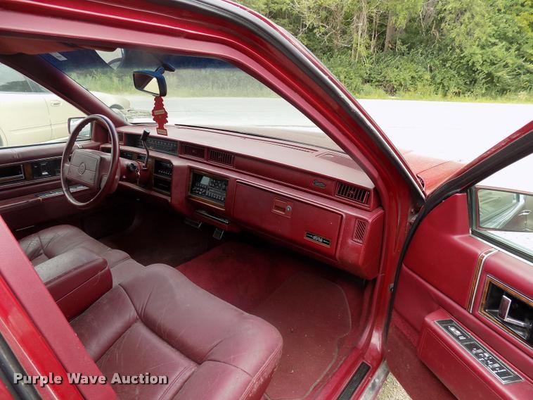 image for item DC4956 1993 Cadillac DeVille