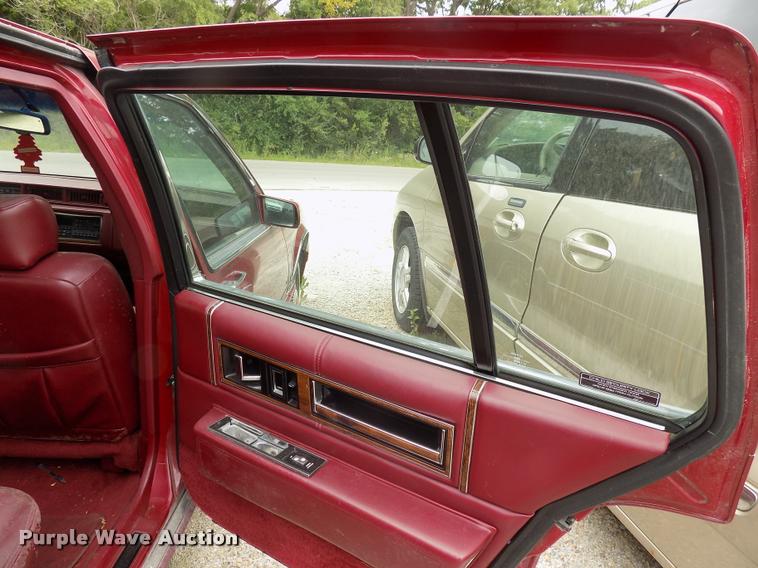 image for item DC4956 1993 Cadillac DeVille