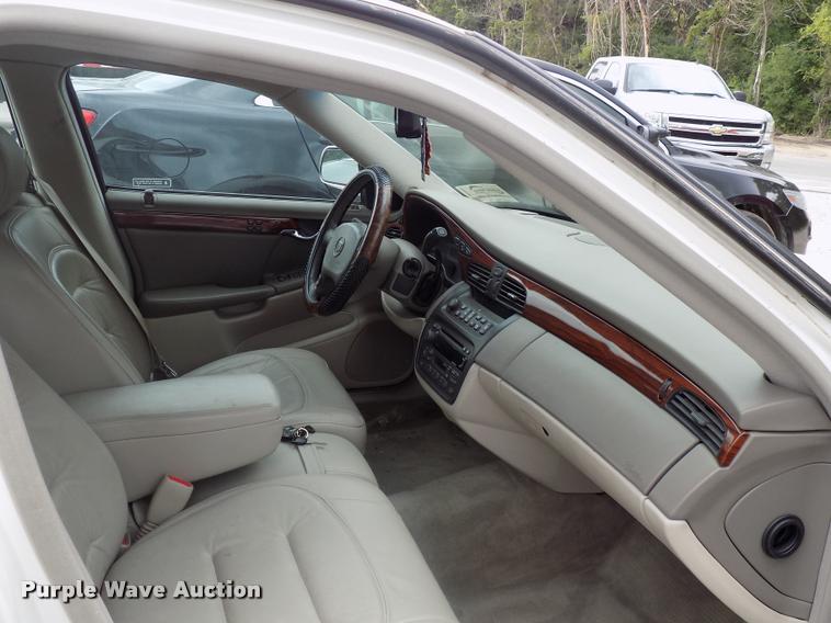 image for item DC4957 2002 Cadillac DeVille