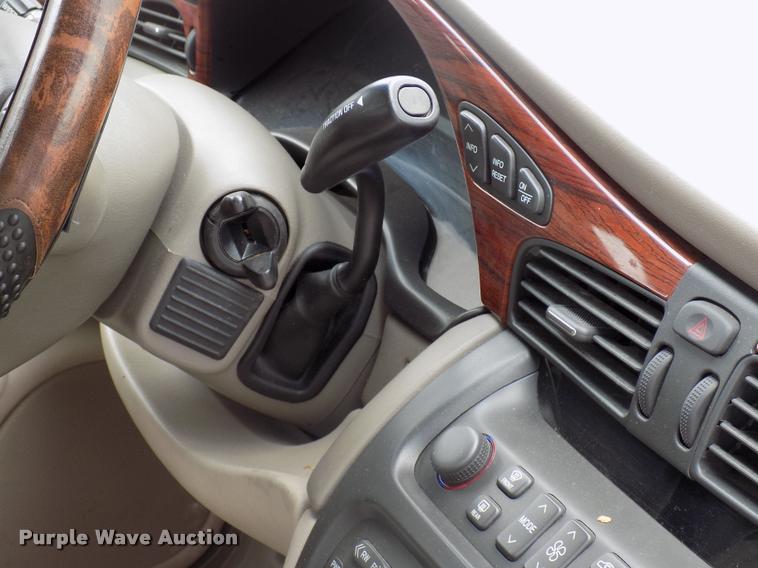 image for item DC4957 2002 Cadillac DeVille