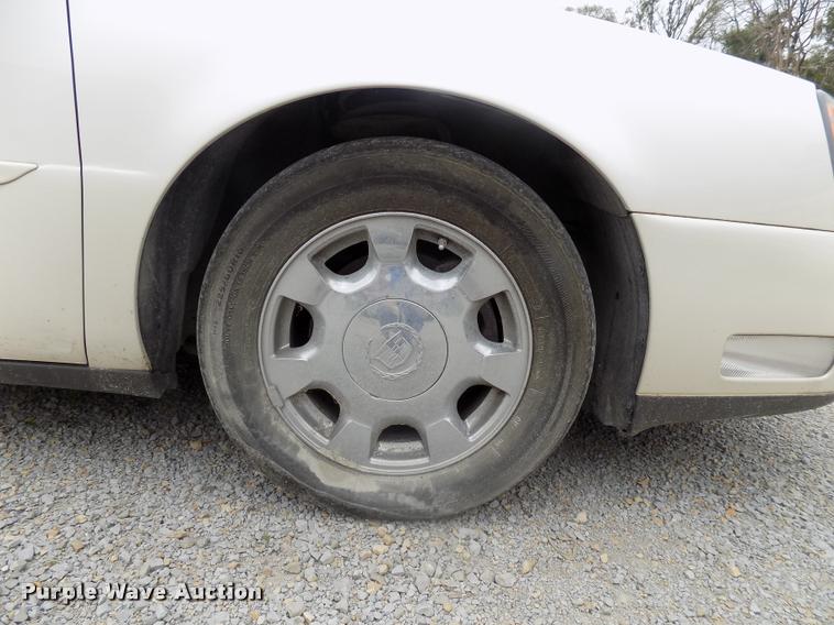 image for item DC4957 2002 Cadillac DeVille