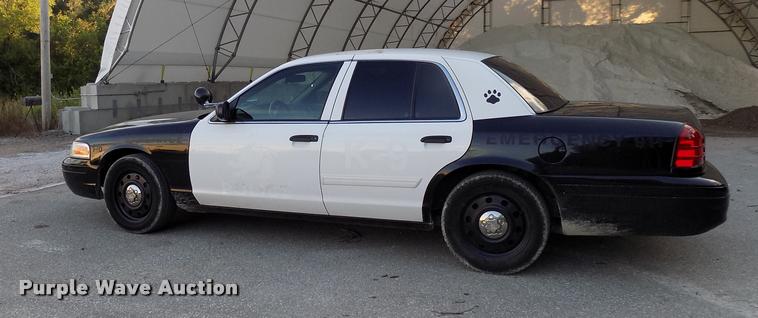image for item DC4968 2011 Ford Crown Victoria Police Interceptor