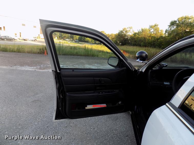 image for item DC4968 2011 Ford Crown Victoria Police Interceptor