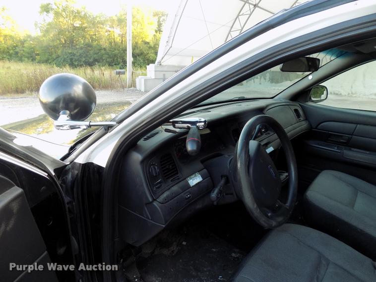 image for item DC4968 2011 Ford Crown Victoria Police Interceptor