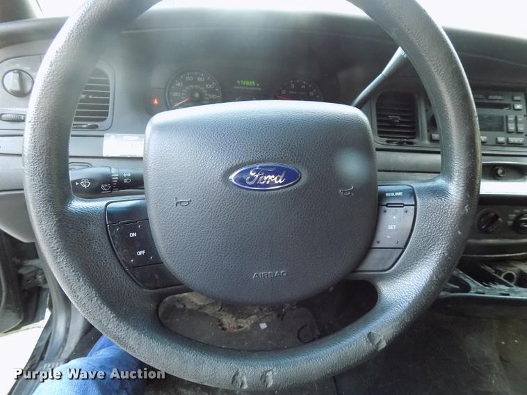 image for item DC4968 2011 Ford Crown Victoria Police Interceptor