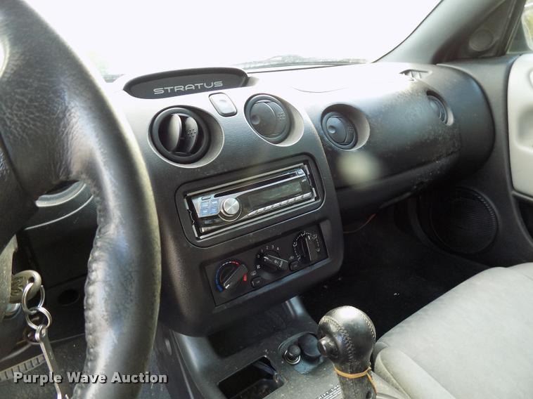 image for item DC4970 2001 Dodge Stratus SE