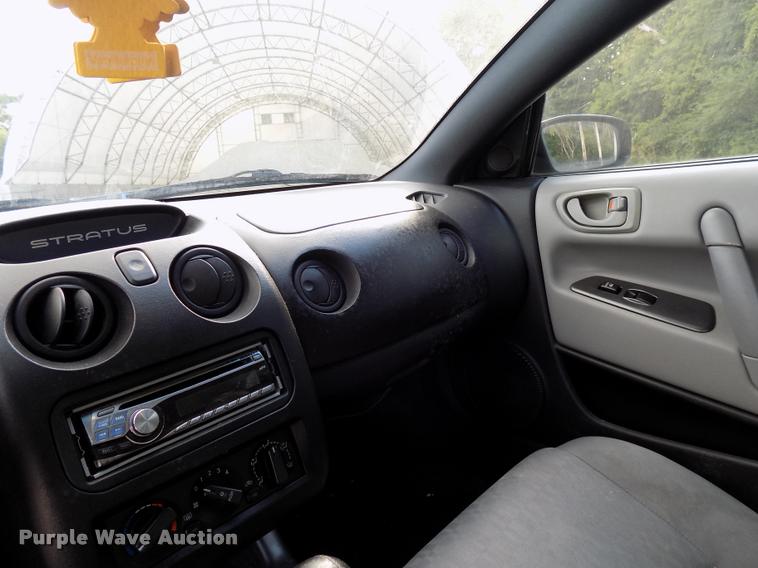 image for item DC4970 2001 Dodge Stratus SE