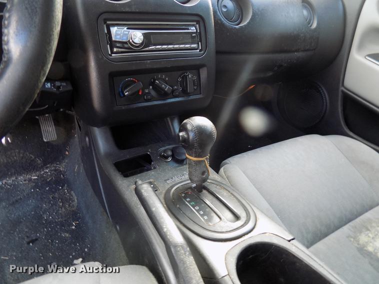 image for item DC4970 2001 Dodge Stratus SE