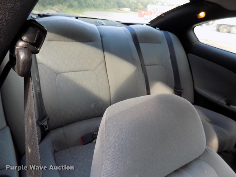 image for item DC4970 2001 Dodge Stratus SE