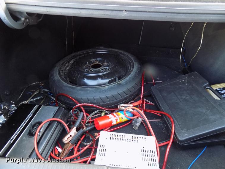 image for item DC4970 2001 Dodge Stratus SE