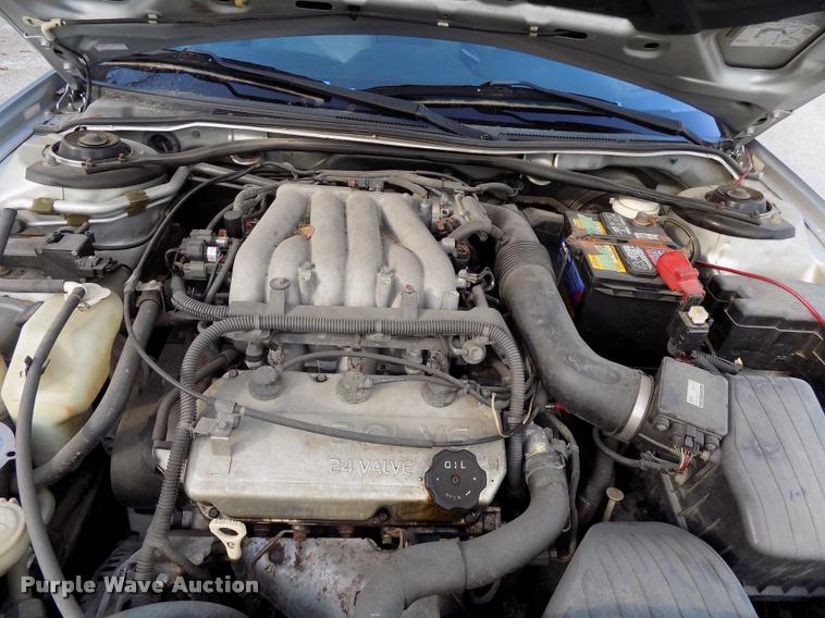 image for item DC4970 2001 Dodge Stratus SE