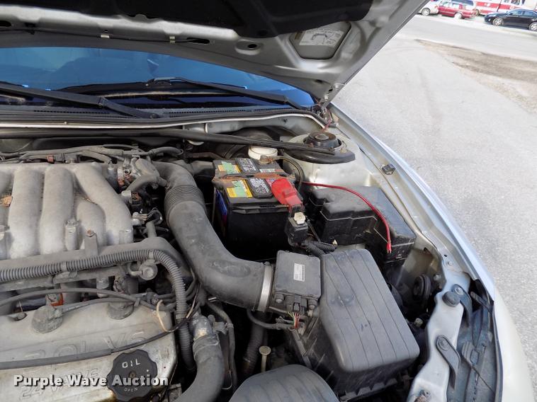 image for item DC4970 2001 Dodge Stratus SE