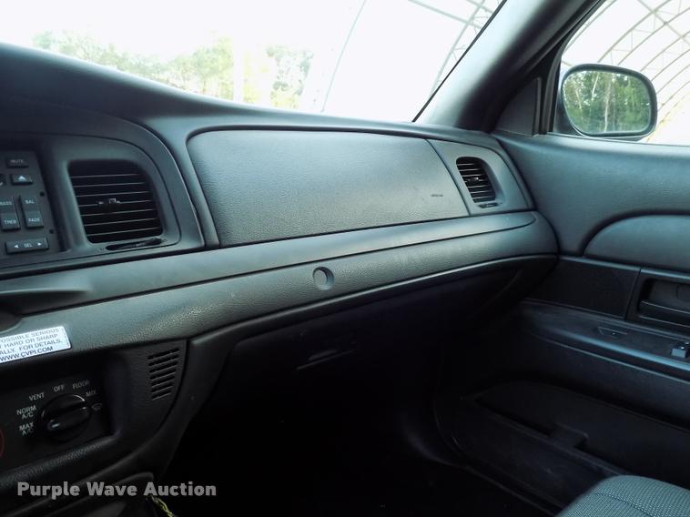 image for item DC4971 2011 Ford Crown Victoria Police Interceptor