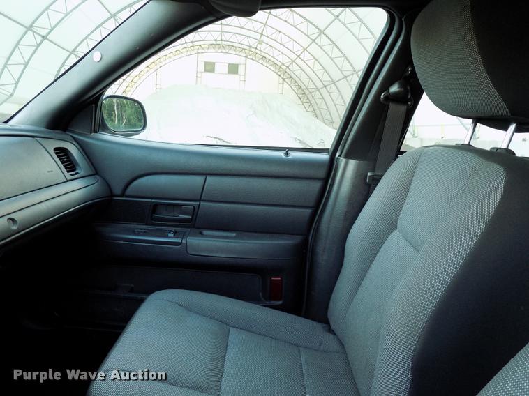 image for item DC4971 2011 Ford Crown Victoria Police Interceptor
