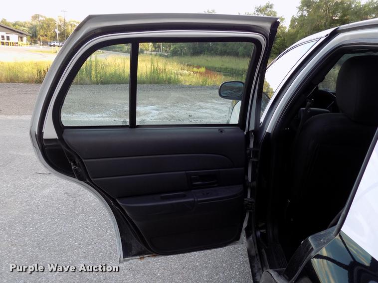 image for item DC4971 2011 Ford Crown Victoria Police Interceptor