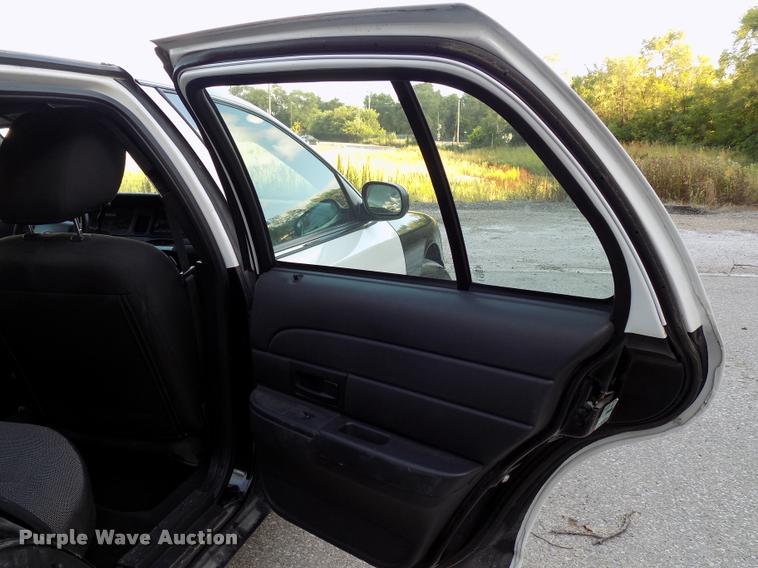 image for item DC4971 2011 Ford Crown Victoria Police Interceptor