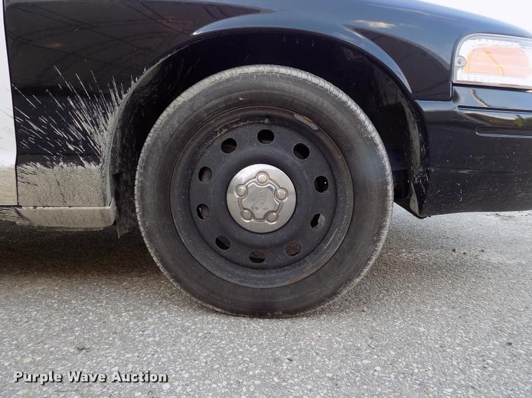 image for item DC4971 2011 Ford Crown Victoria Police Interceptor