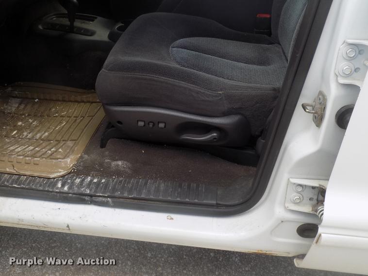 image for item DC4974 2000 Dodge Durango SLT SUV