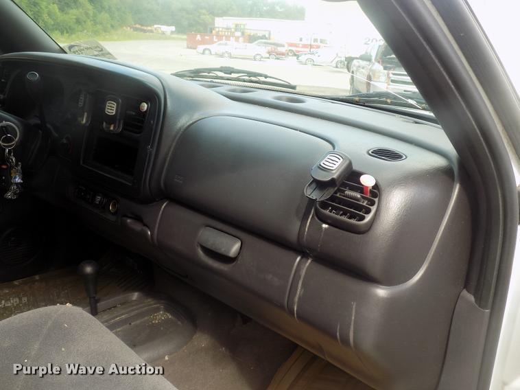 image for item DC4974 2000 Dodge Durango SLT SUV