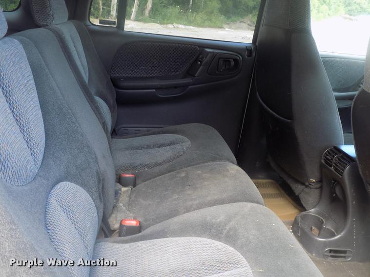 image for item DC4974 2000 Dodge Durango SLT SUV