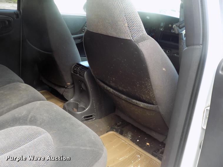 image for item DC4974 2000 Dodge Durango SLT SUV