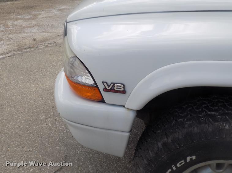 image for item DC4974 2000 Dodge Durango SLT SUV