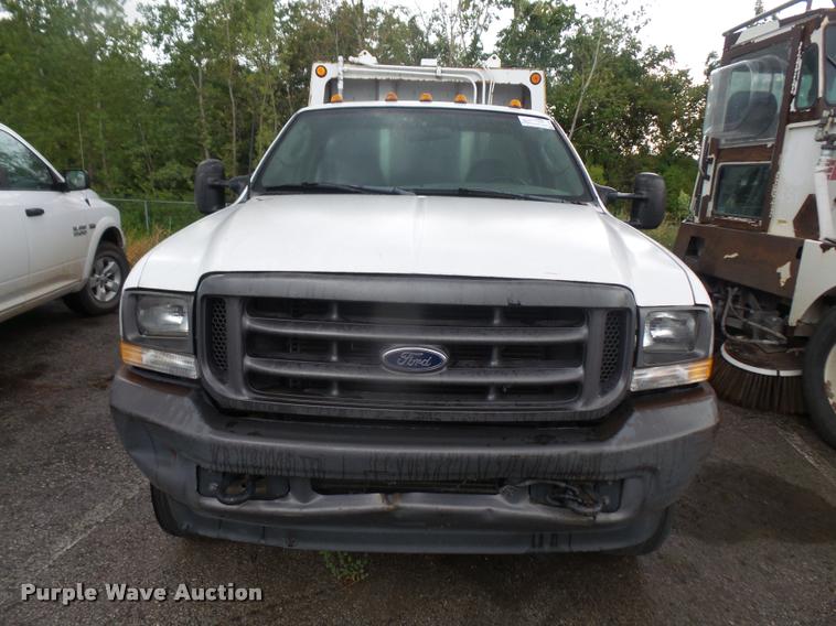 image for item DC5432 2003 Ford F550 refuse truck