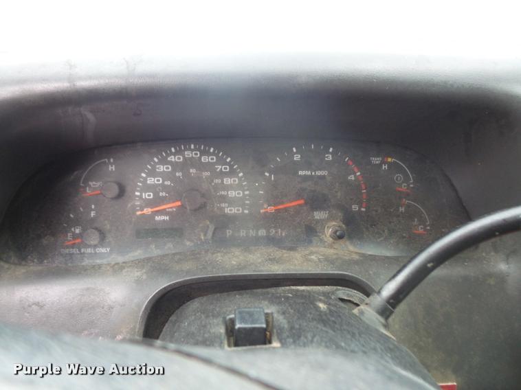 image for item DC5432 2003 Ford F550 refuse truck