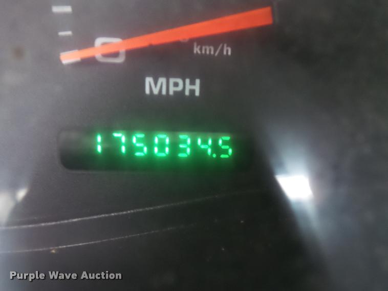 image for item DC5432 2003 Ford F550 refuse truck