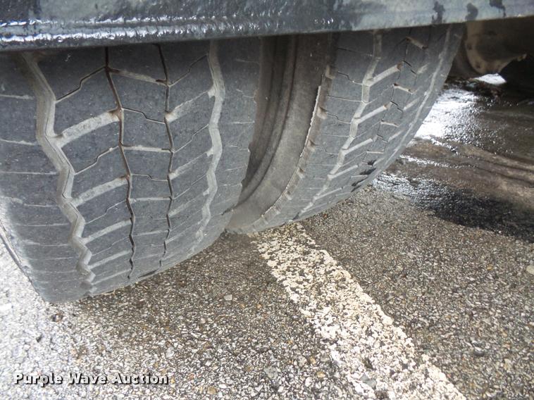 image for item DC5432 2003 Ford F550 refuse truck