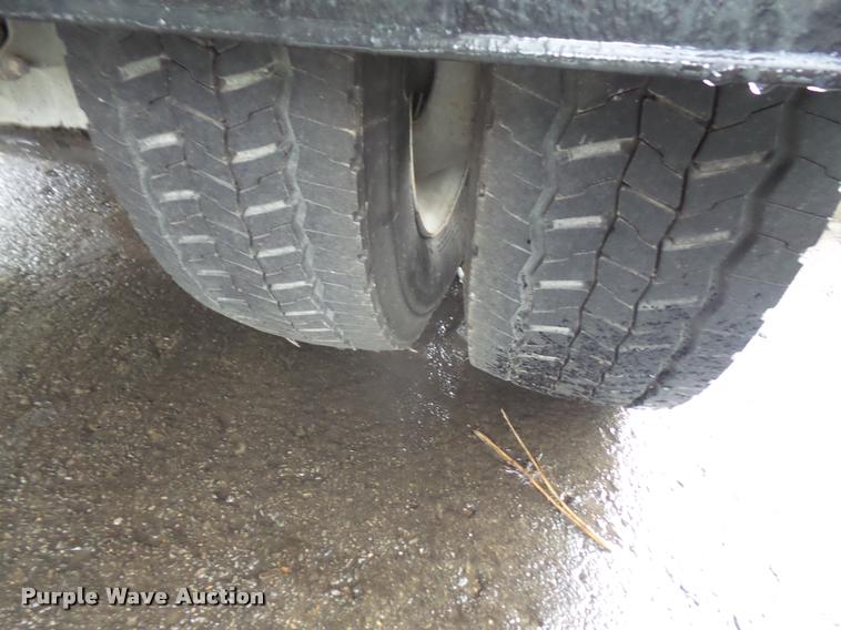 image for item DC5432 2003 Ford F550 refuse truck