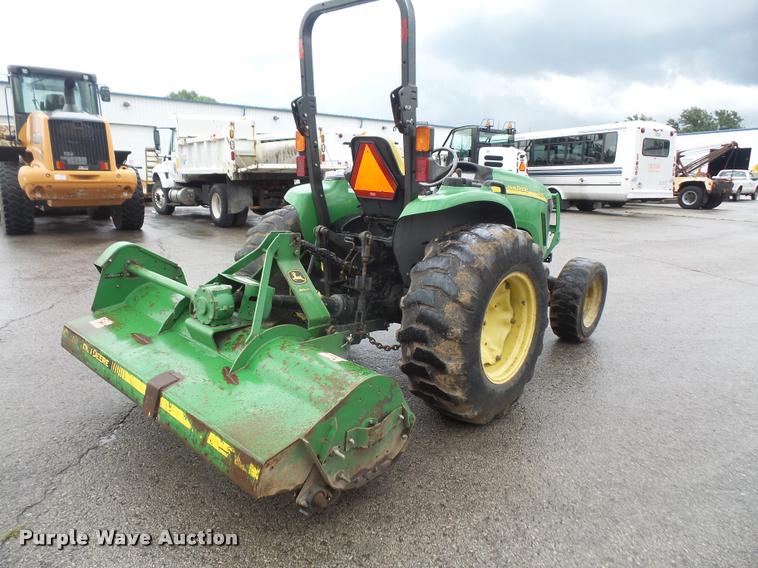 image for item DC5433 2005 John Deere 4120 MFWD tractor