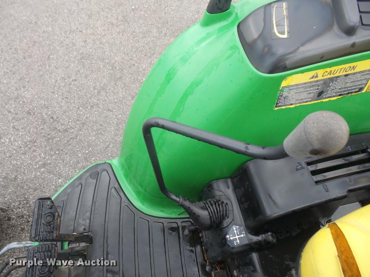 image for item DC5433 2005 John Deere 4120 MFWD tractor