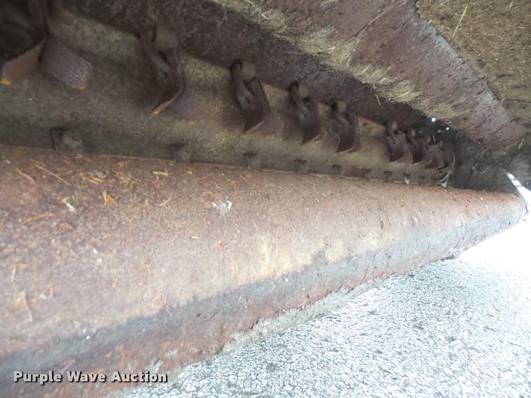 image for item DC5433 2005 John Deere 4120 MFWD tractor