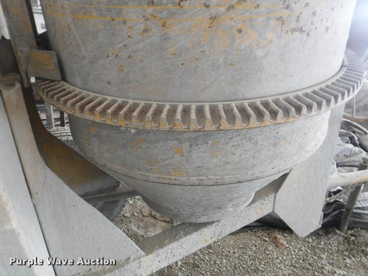 image for item DC5442 Gilson 6-ST-S cement mixer