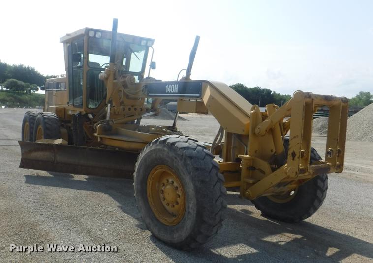 image for item DC5448 2000 Caterpillar 140H motor grader