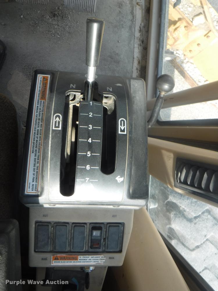 image for item DC5448 2000 Caterpillar 140H motor grader